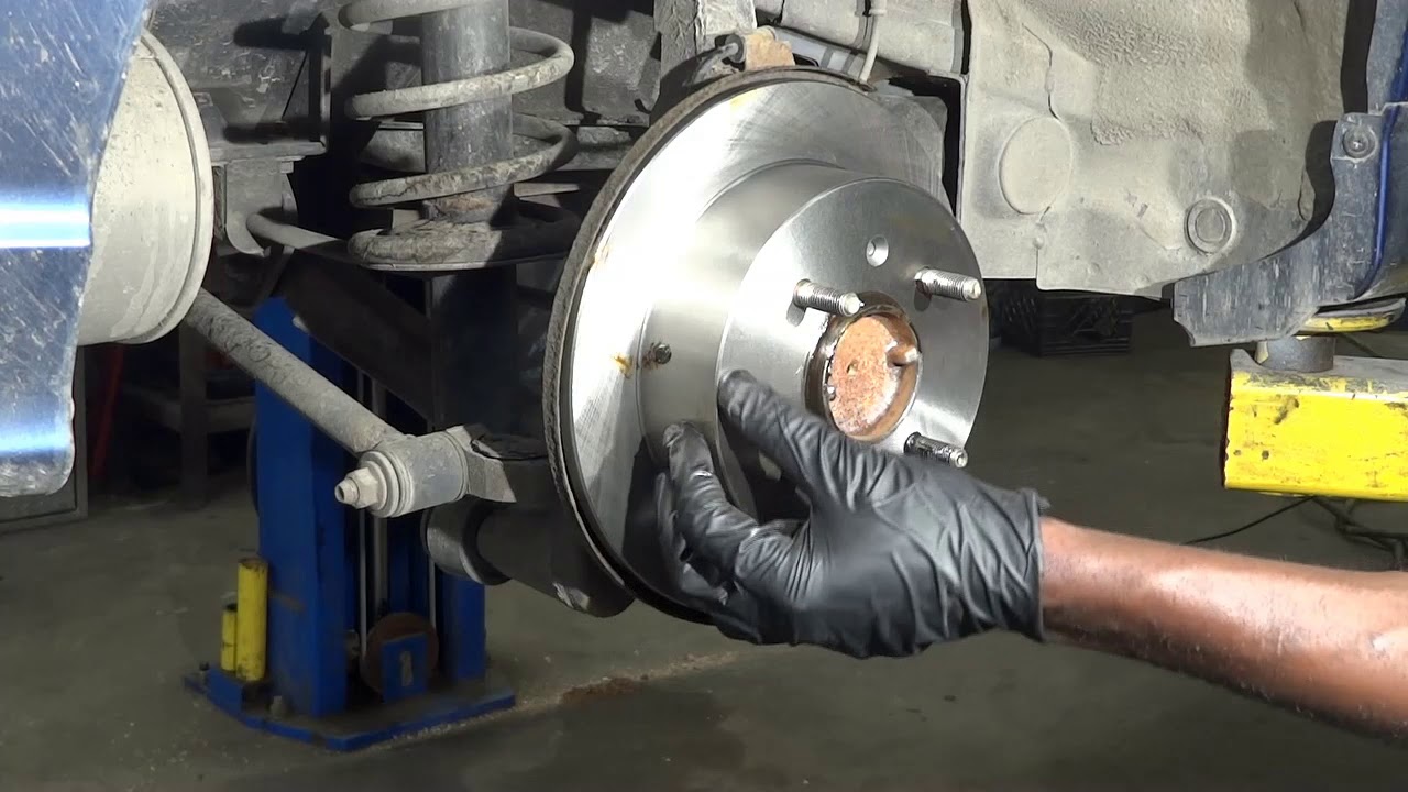 Rear Brake Rotor and Pads Replacement on an 04 Hyundai Sonata ( D-I-Y )