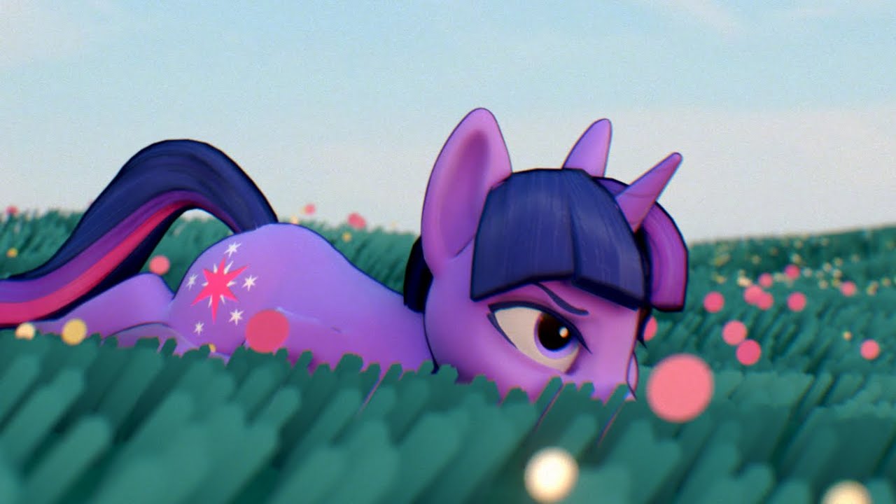Twilight Sparkle Touching Grass (MLP Animation)