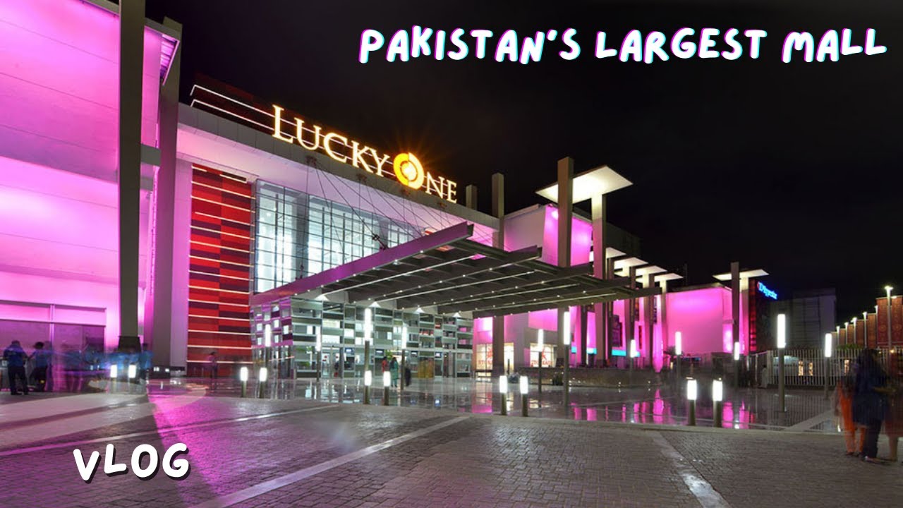 We visited Pakistan's Largest Mall | Luckyone Mall | Zama Vlogs