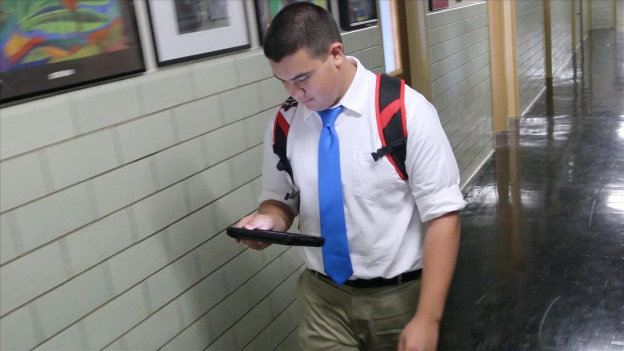 A High School Without Textbooks