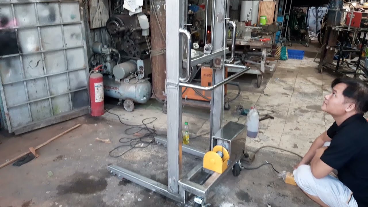 mã 02.xe nâng tự chế  500kg , nâng cao 2,5m /homemade forklift 500kg