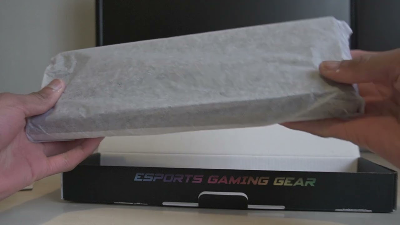 Déballage du Clavier Spirit of Gamer PRO K2 acheter chez EasyCash au prix de 19,99 euro