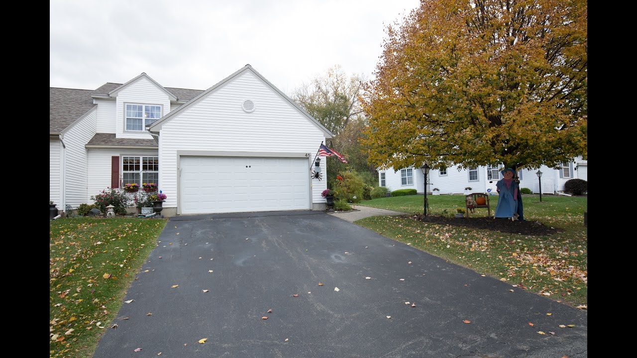 41 Empire Circle, East Greenbush NY 12144