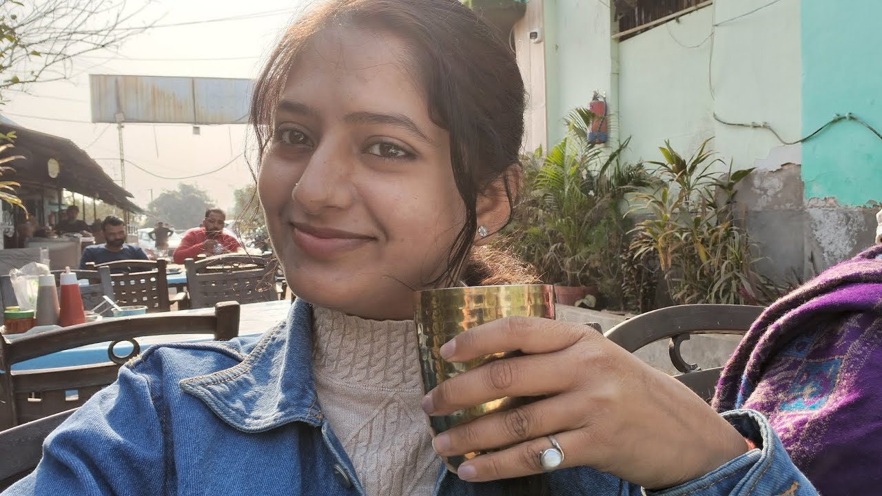 Aaj kiaa afternoon lunch bhar bajpai dhaabe me #explore #kanpurvlog #lunch #viral #vlog #fyp 