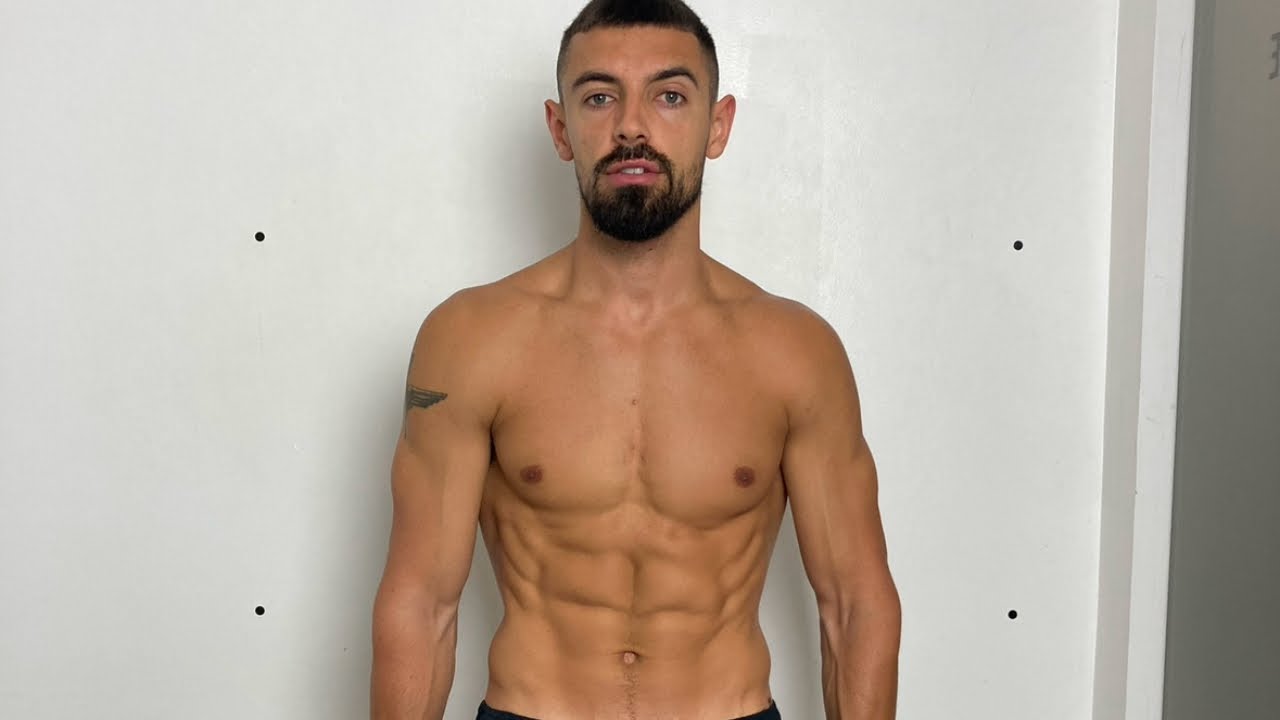 The truth about losing muscle when cutting