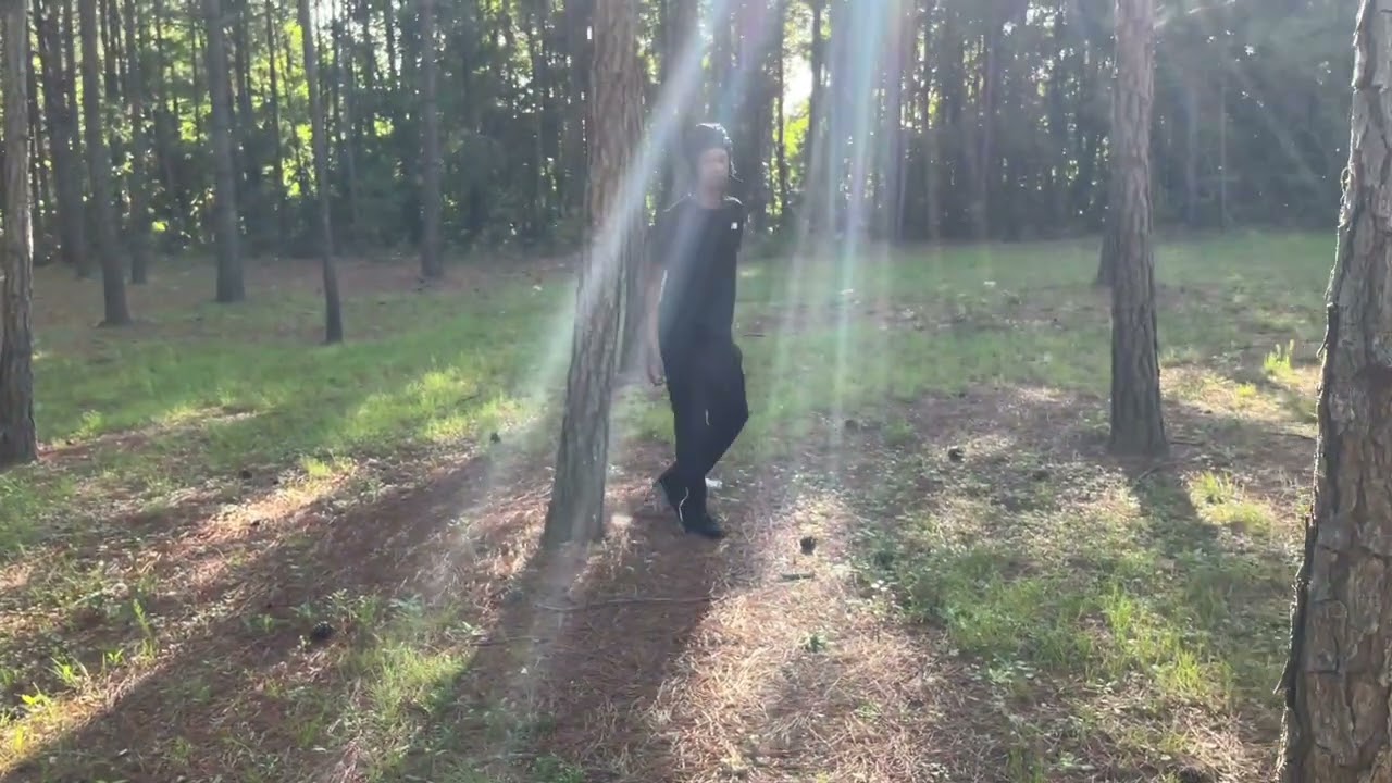 Luh Melly-YK4L