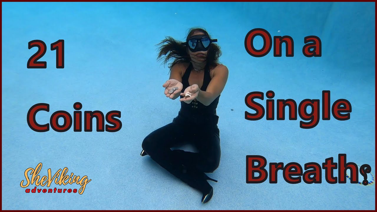 Picking Up 21 Coins 🪙 From The Bottom Of The Swimming Pool💦