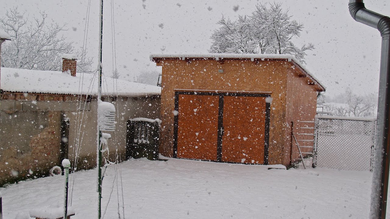 2013.01.07. Intenz&iacute;v havaz&aacute;s 14cm / intensiv Snowfall