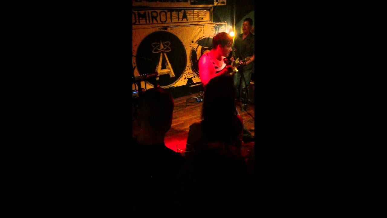 Atomirotta - Haudoille live @ Kapteenin kajuutta 13.06.2015