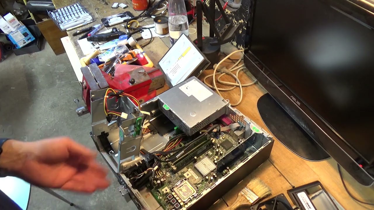 Ripariamo un computer HP di qualche anno fa, e proviamo delle motherboard #repair #computer #howto