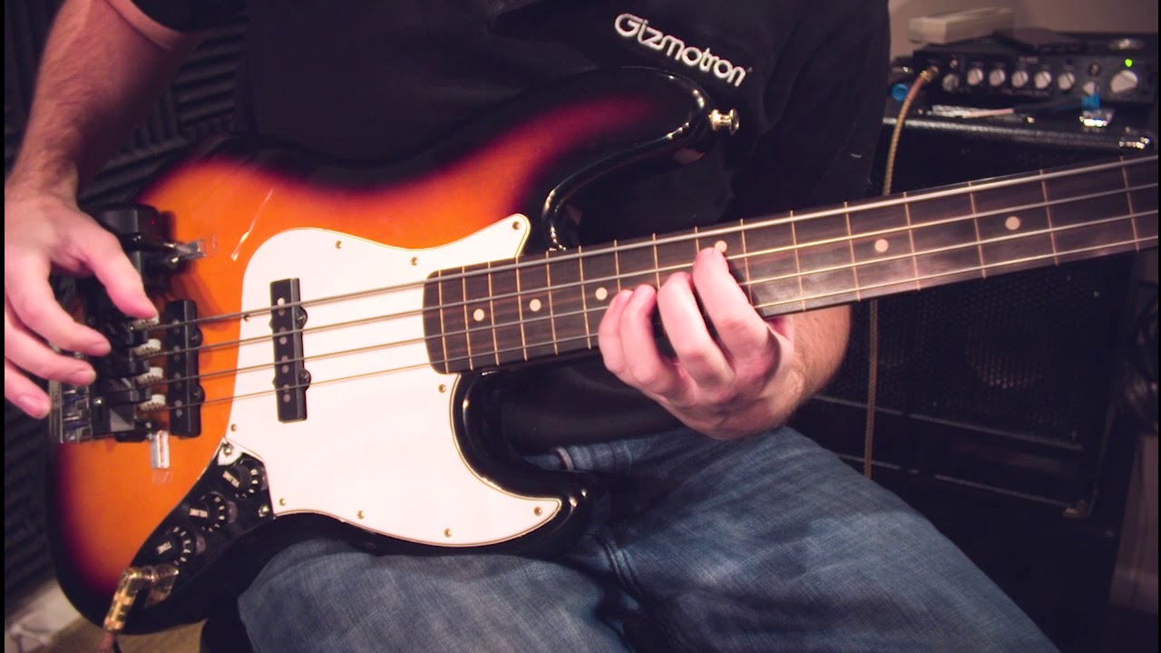 Fretless Bass Gizmotron 2.0 with flatwounds