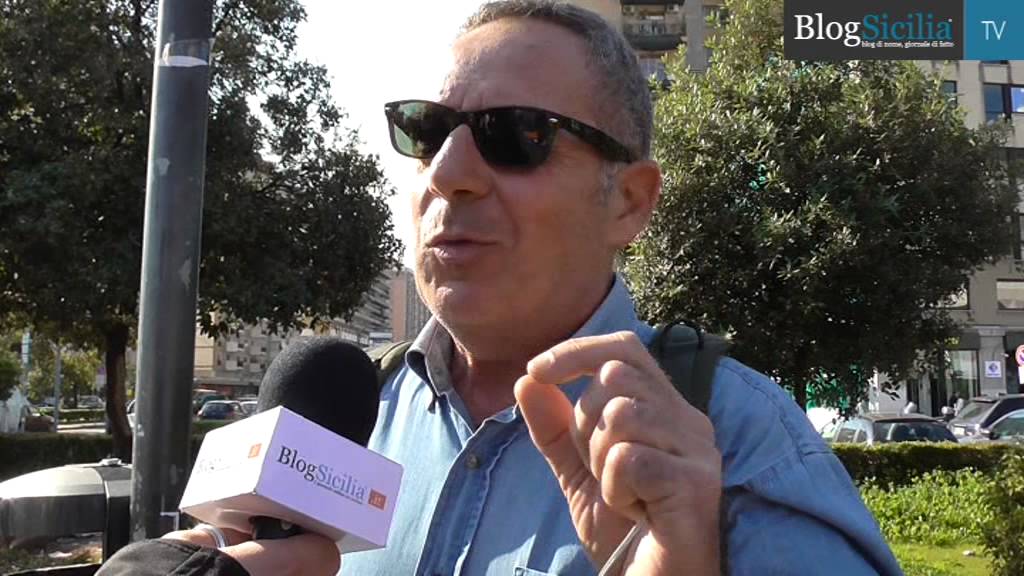 Amat proteste e disagi per i ritardi autobus