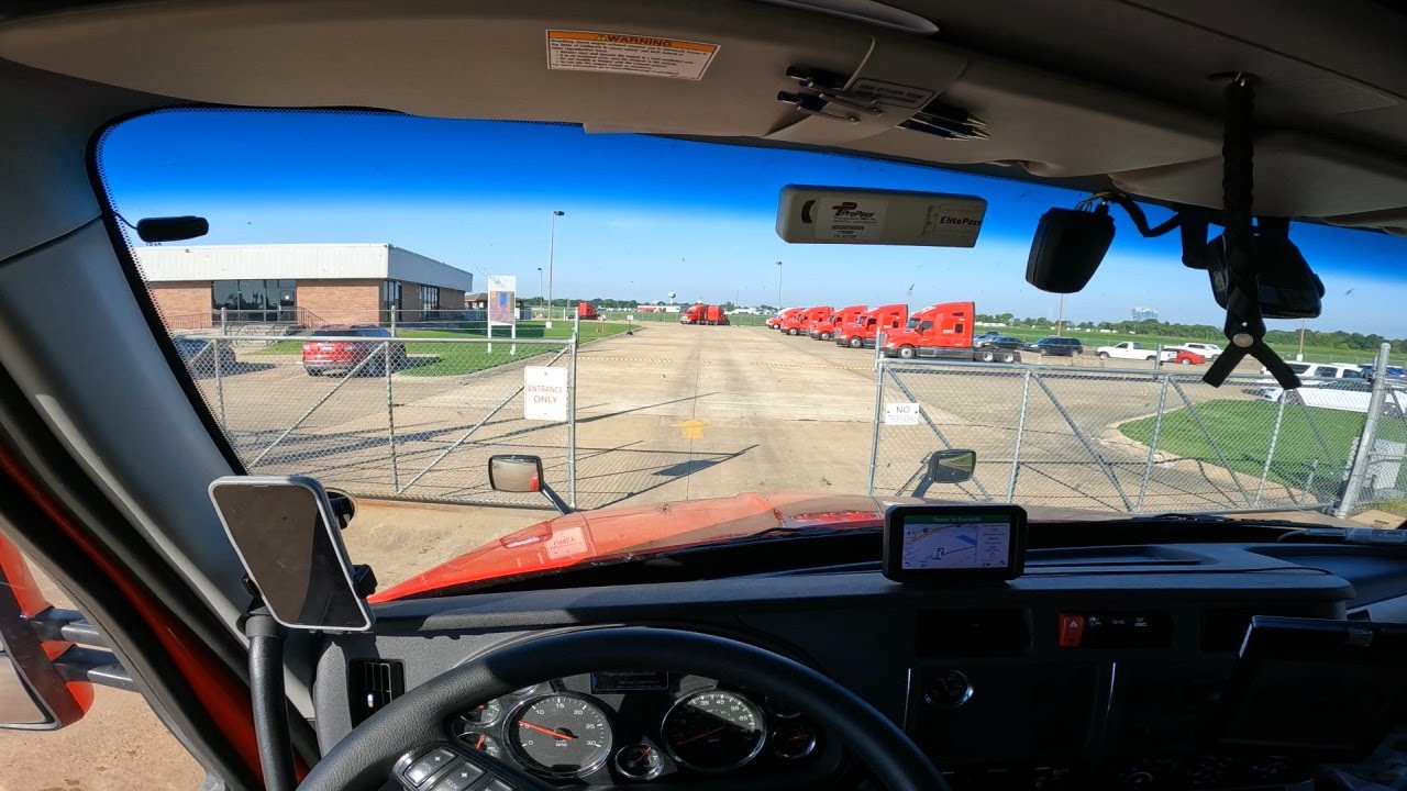 What Driving Into A Trucking Terminal Looks Like.  Trucking Life.