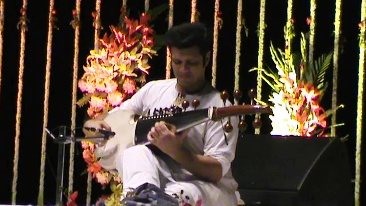 Evening Ragas - Amaan Ali Bangash on Sarod - Raga Desh