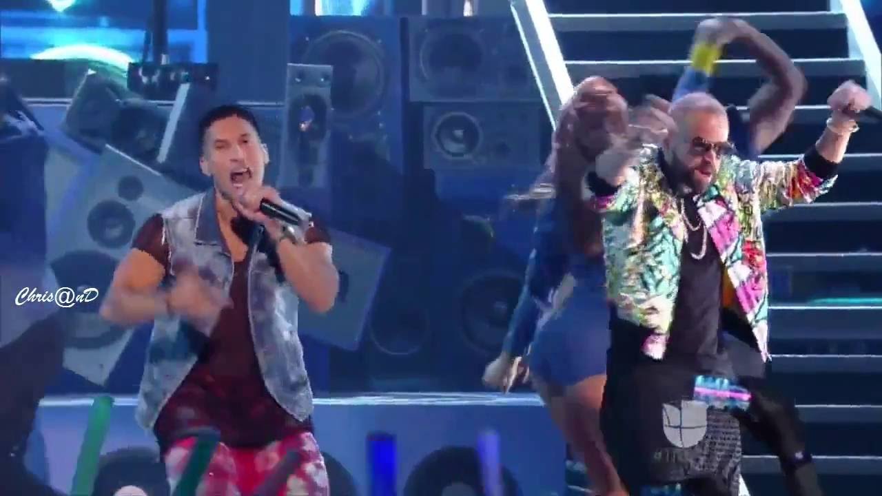 Chino y Nacho Ft Daddy Yankee Andas En Mi Cabeza, shaky shaky (Premios  Juventud 2016)