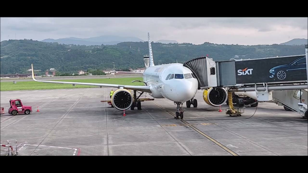 Roundtrip | Vueling Airlines flights VY3273 & VY3270: Gran Canaria (LPA/GCLP) to Bilbao (BIO/LEBB)