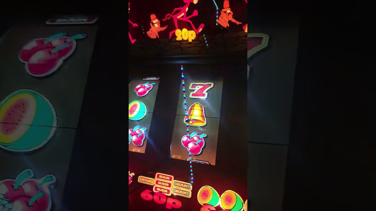 the pink panther fruit machine
