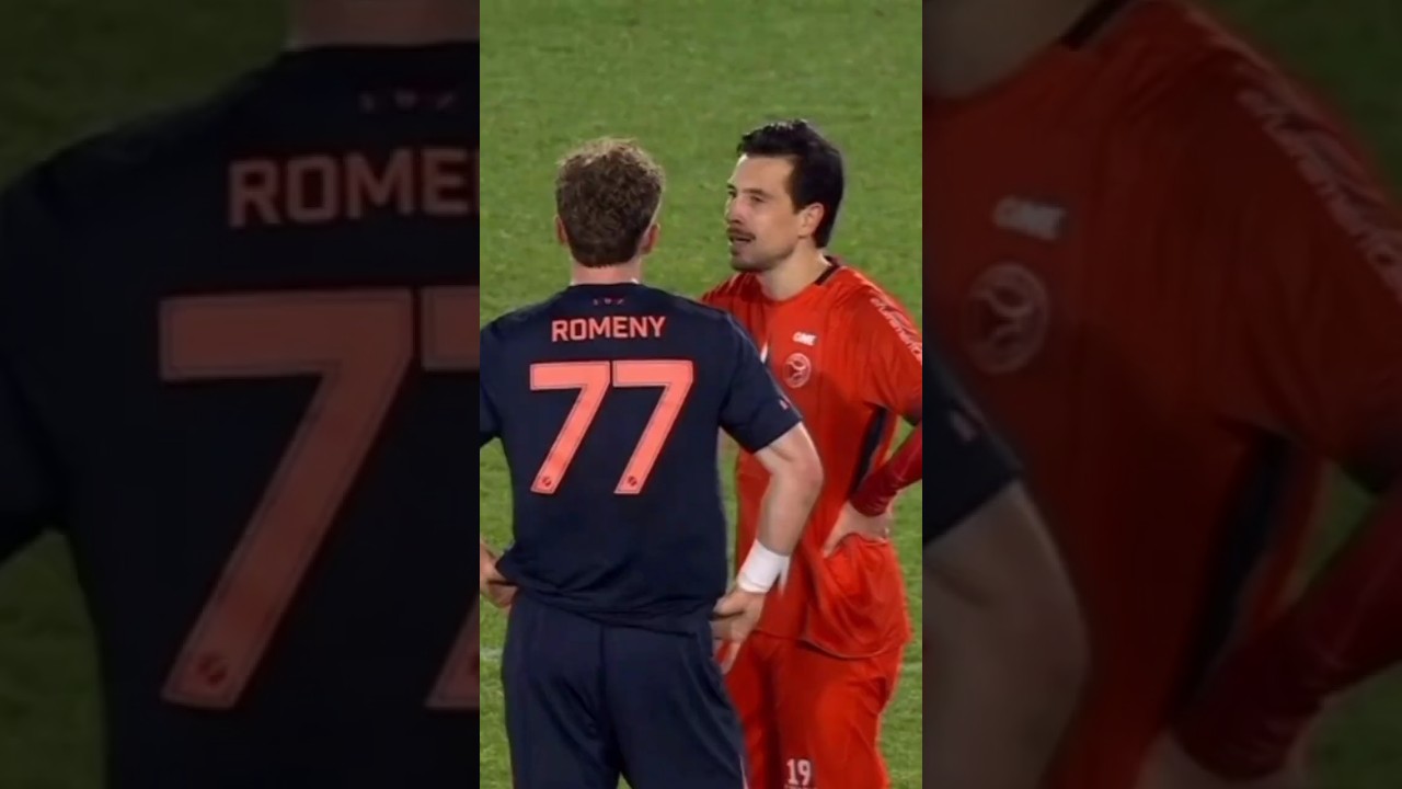 Thom Haye Bertemu Ole Romeny Di Eredivisie Antara FC Utrecht vs Almere City 