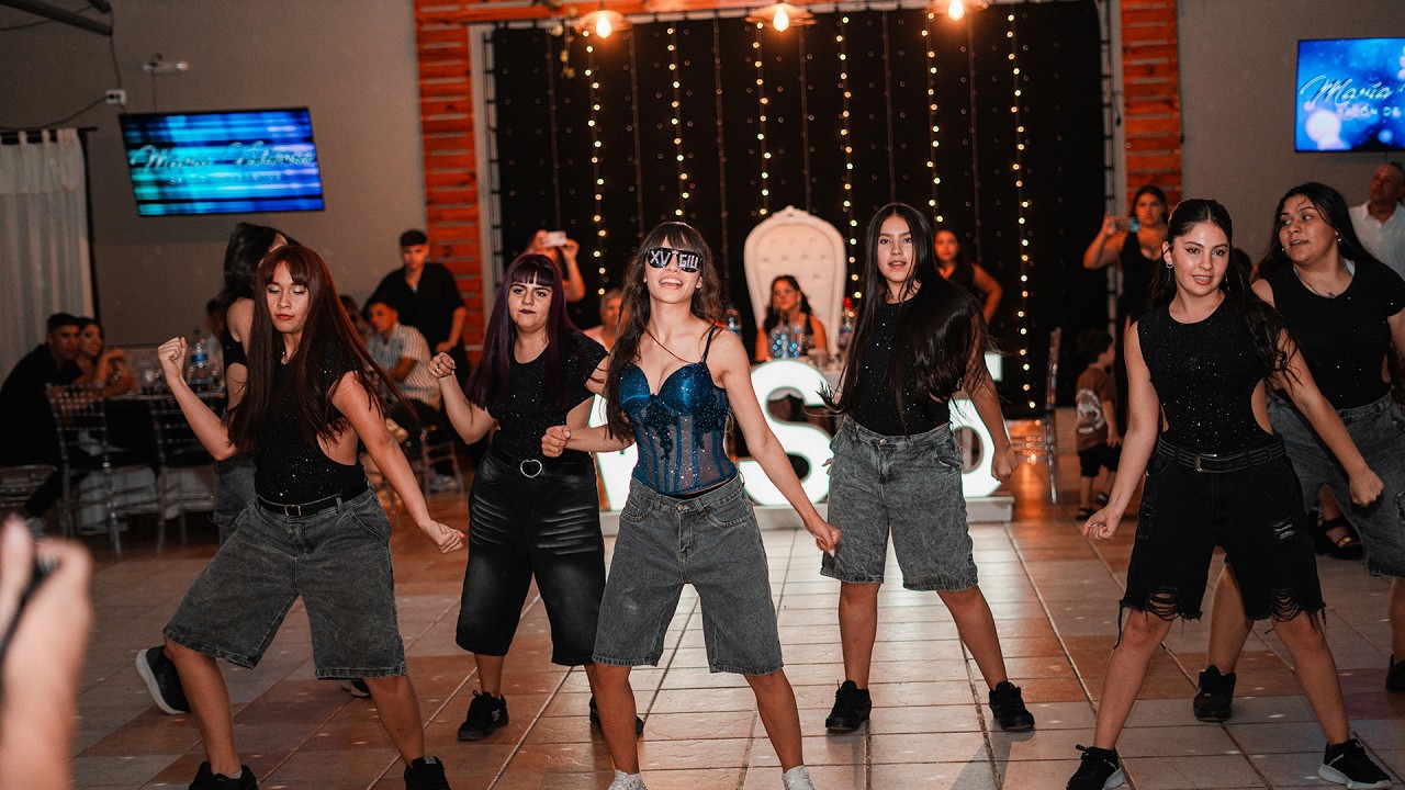 MIS 15 AÑOS! Starring: GIULIANA