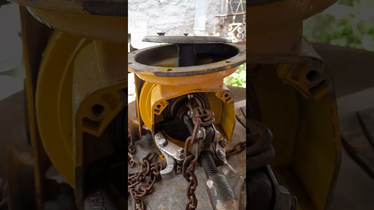 Retirando contra peso e biela do moto compressor tuf&atilde;o.