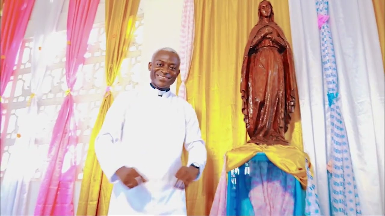 ABBE DOTOU-  MARIA YE (Vidéo Officiel) Réalisé par PAPARAZZI