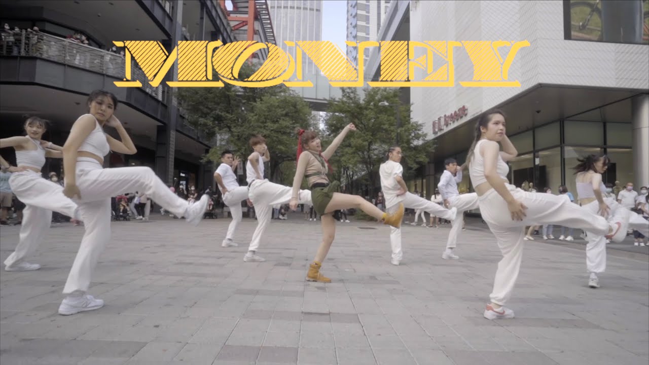 [KPOP IN PUBLIC] [ONE TAKE] LISA (리사) - 'MONEY' PERFORMANCE dance cover by 李侑真 from Taiwan