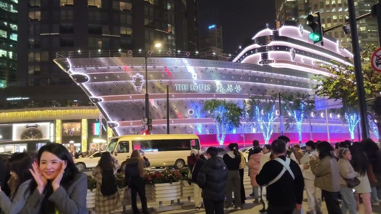 VID 20251128 185031 上海吳江路散策
