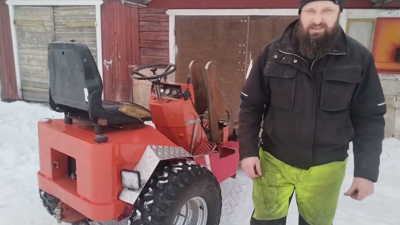 Tukkien siirtoa vannesahan lähettyville