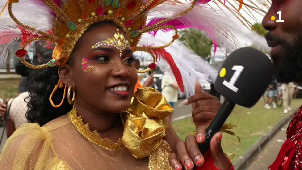 Parade Carnaval Guadeloupe du Dimanche Gras
