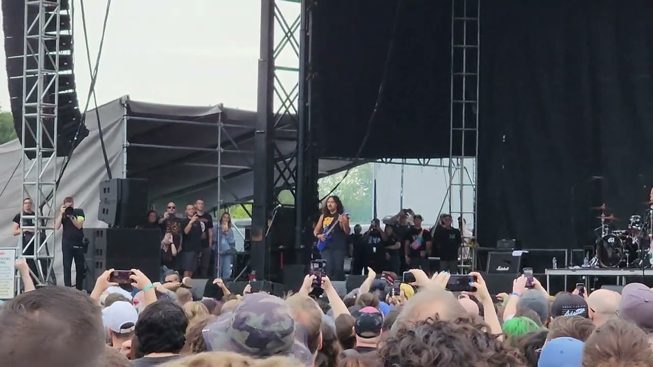 Drain - Feel The Pressure - live at Riotfest 2023 Chicago, IL