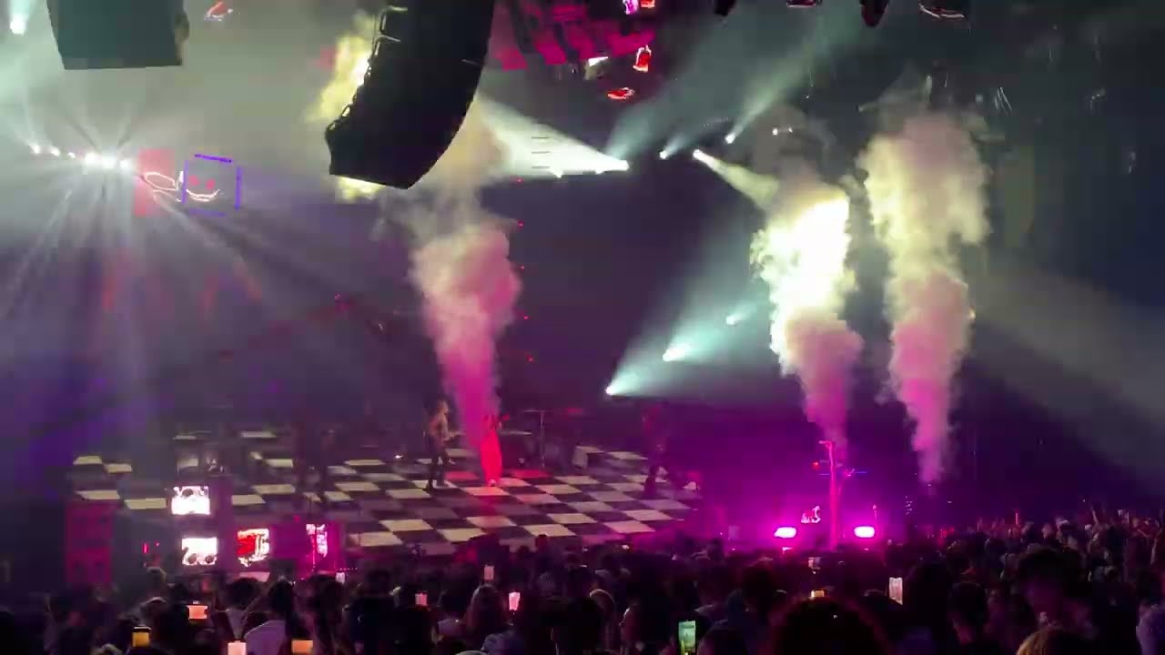 Machine Gun Kelly - Bloody Valentine Live 4K 6/26/22 Camden, NJ
