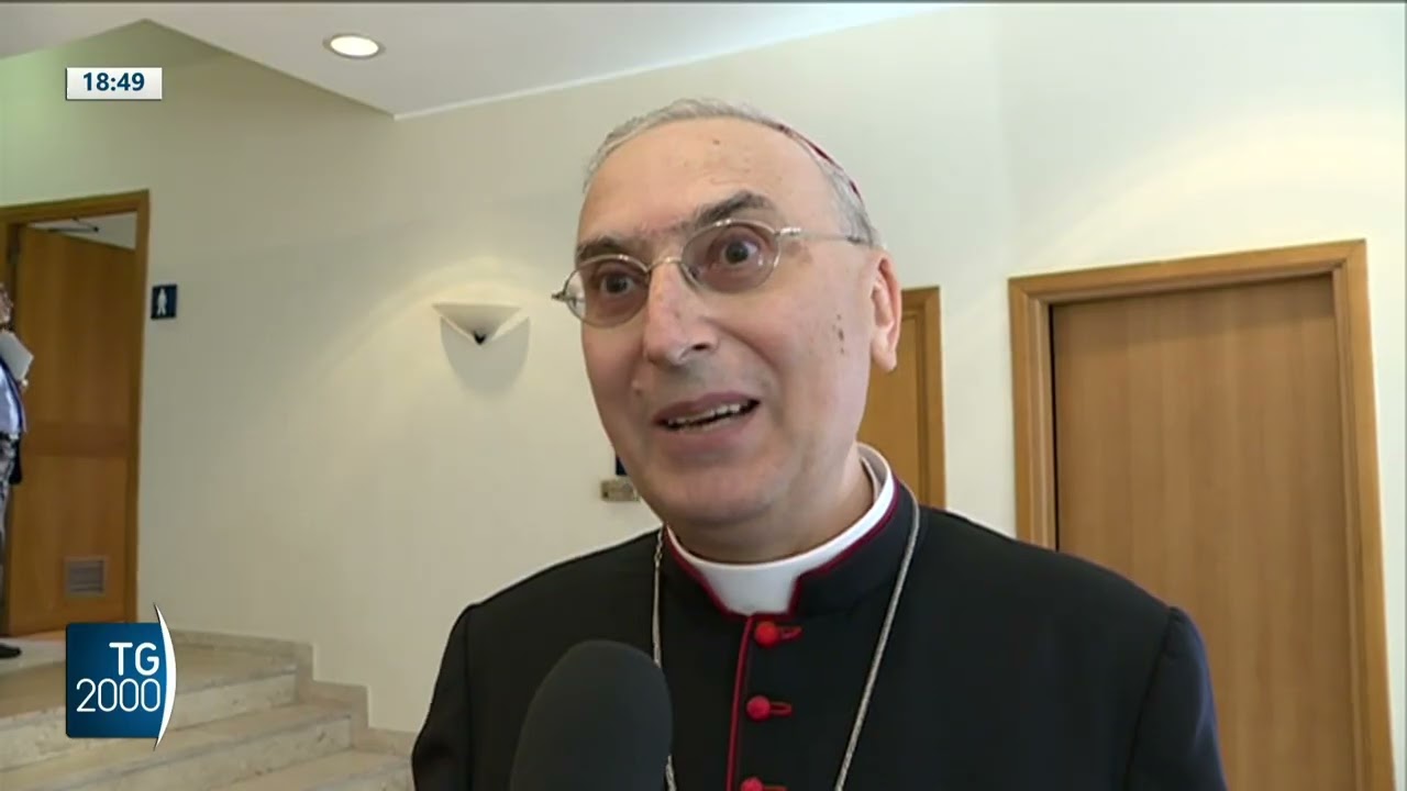 Siria, il cardinale Zenari lascia Damasco
