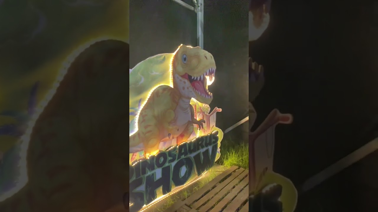 Dinosaurus Show di Alun-alun Kab. Ponorogo Februari 2026