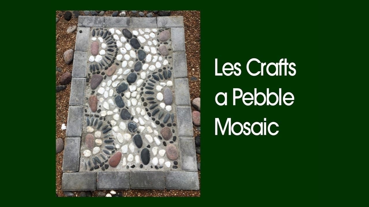 Les Crafts a Pebble Mosaic