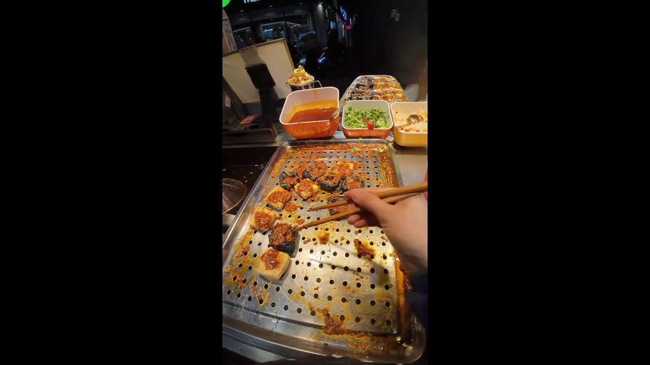 Street Food POV | Real-Time Stinky Tofu Frying & Plating | Ambient Sounds Only