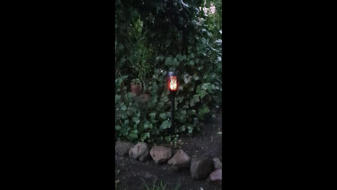 LED Solarfackel Gartenfackel mit Flammeneffekt