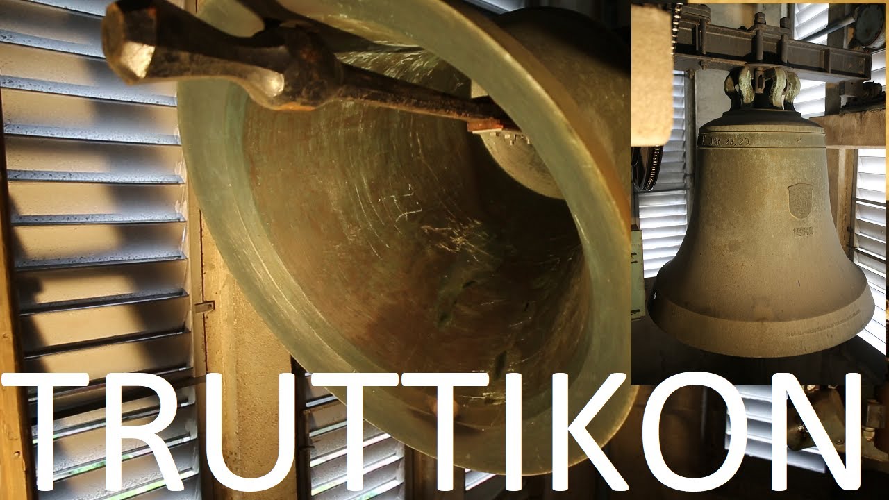 TRUTTIKON (CH - ZH): Vollgel&auml;ute der reformierten Kirche
