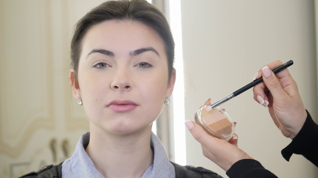 Žavingas vakaro įvaizdis su Justina Gafaro | Eurovaistine.lt