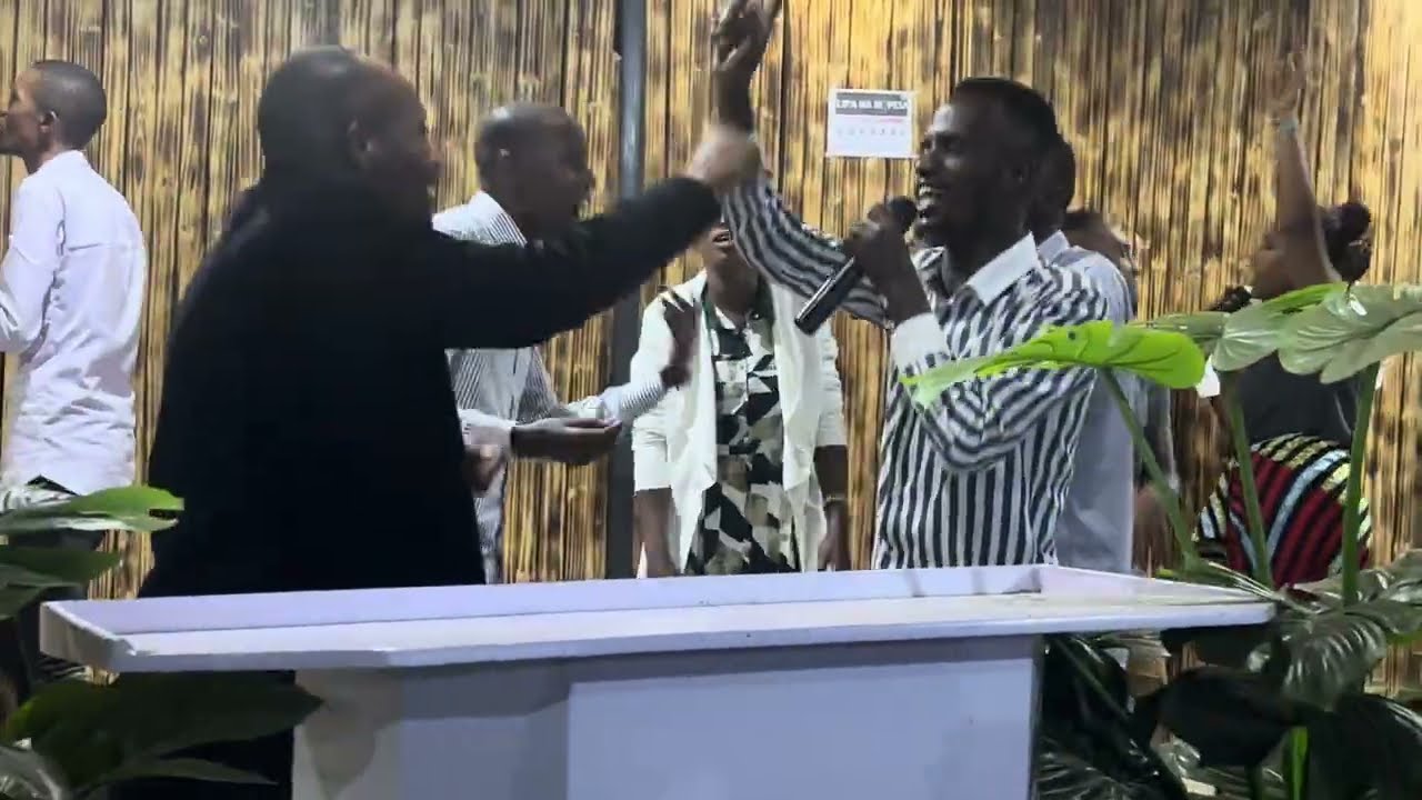 UMUKUNGA HAMWE NA EV RUBONEKA NA PRESIDENT PATRON MUGITARAMO