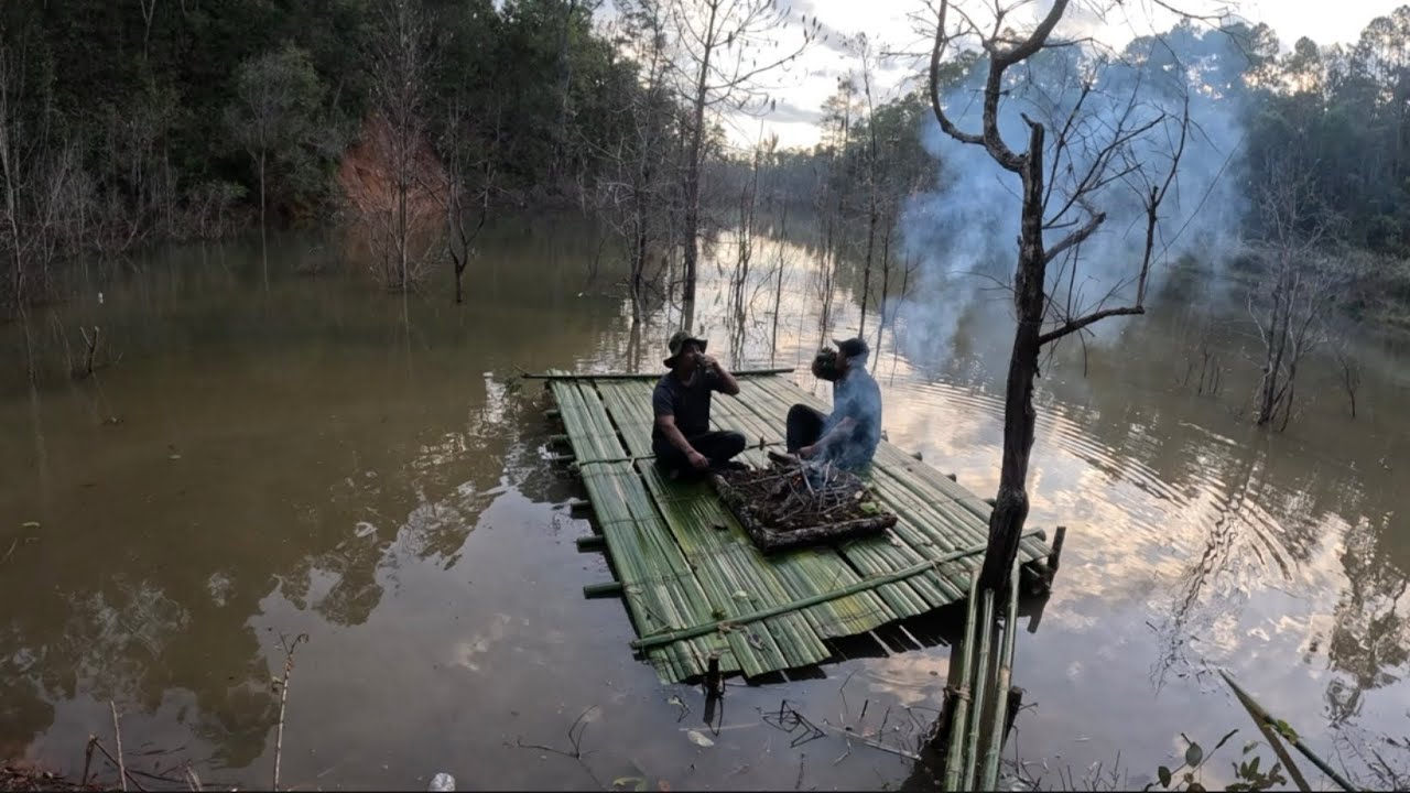 สร้างบ้านลอยน้ำ เอาชีวิตรอดในบ่อยักษ์ กับ The chef vowit