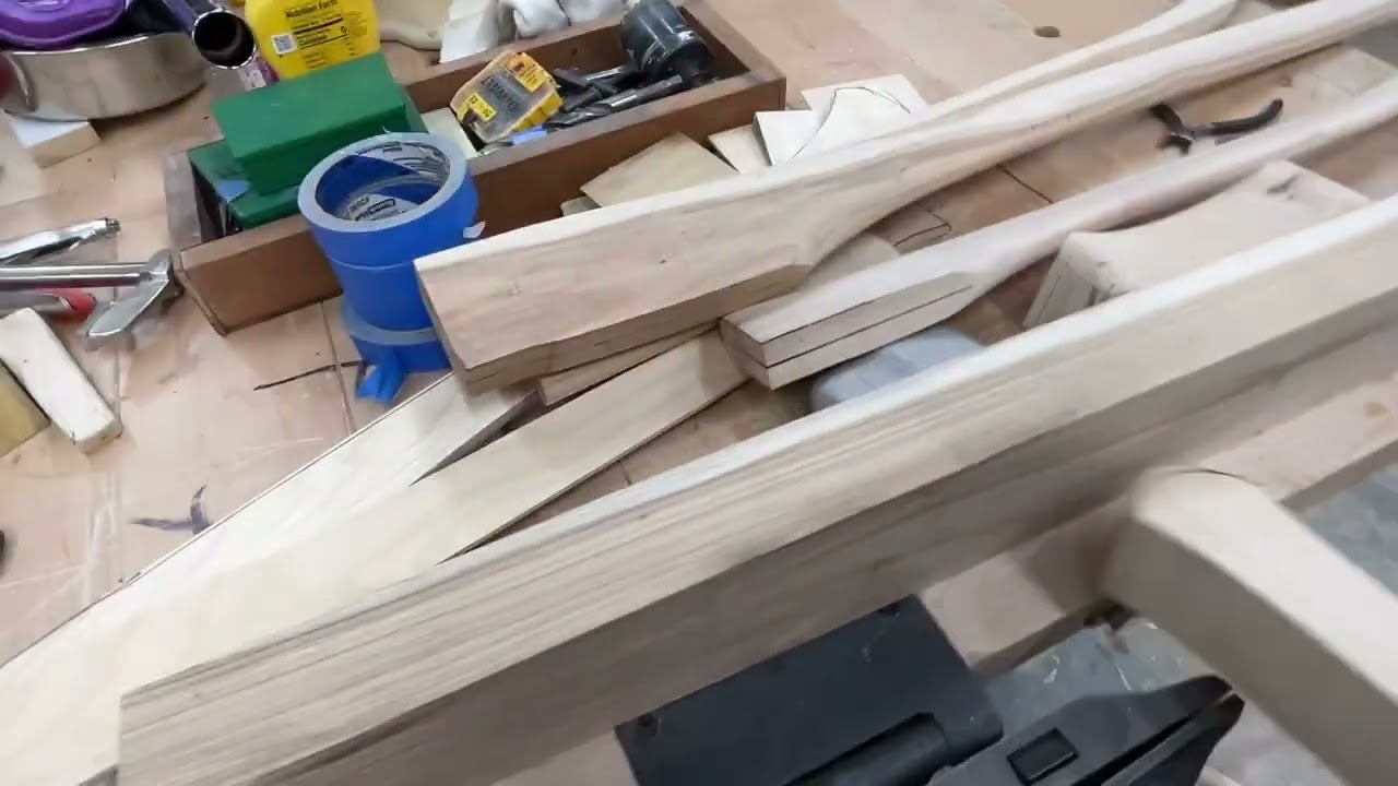 О топорах. Откуда они взялись и куда направляются. #castermanaxes #axe #hickory #aivoiceover