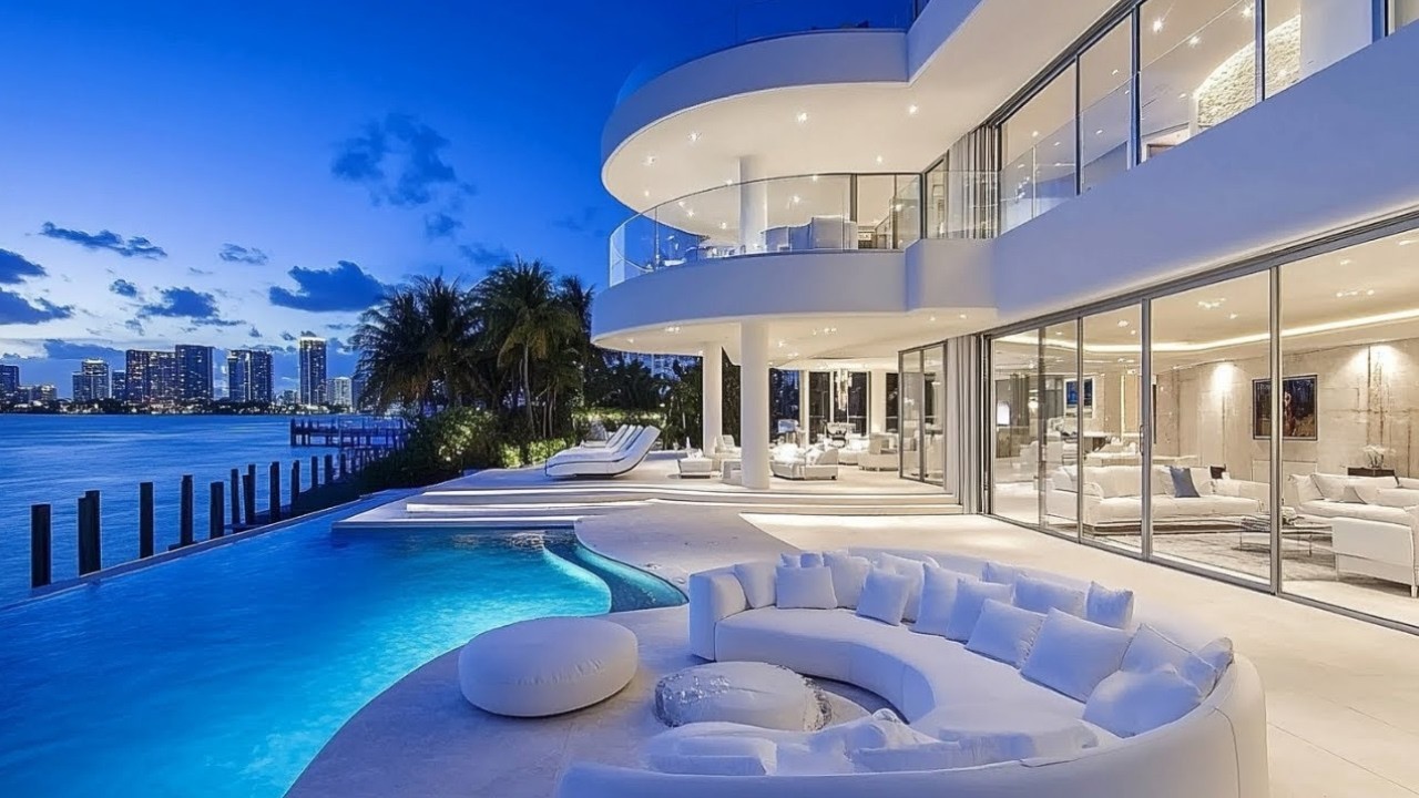Most Luxurious Multimillion Modern Contemporary Beautiful Mansion ~ Amazing Interior Designs.