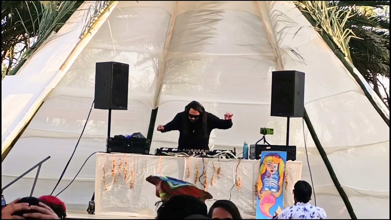 Sumeriux - Play Label [LSD Sunday Sessions] 