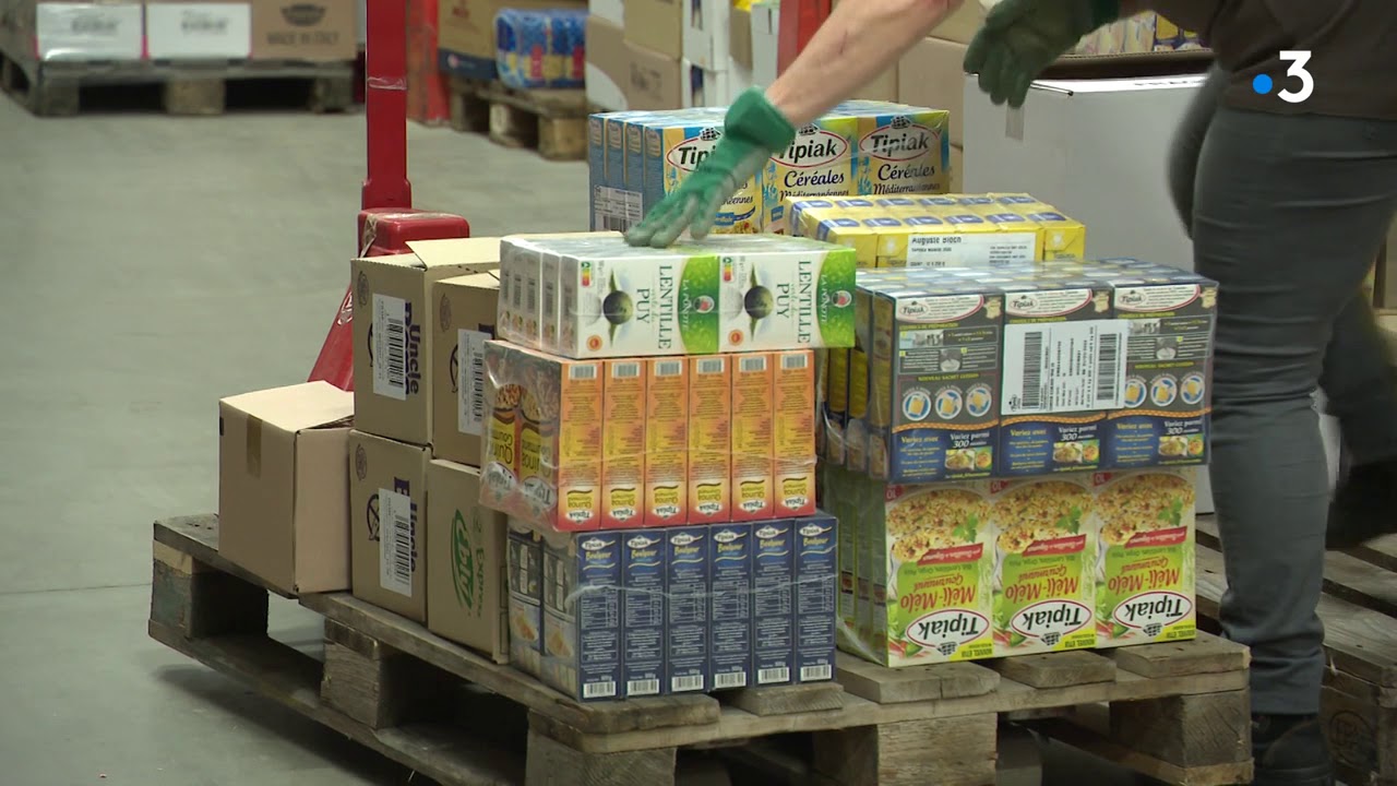 Besançon : dans ce supermarché, la mise en rayon s'effectue désormais de nuit