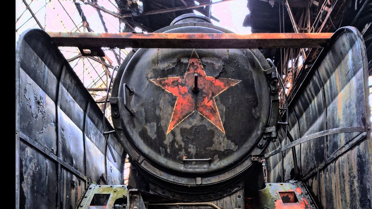 Incredible Steam Train Graveyard #urbex #exploring #abandoned