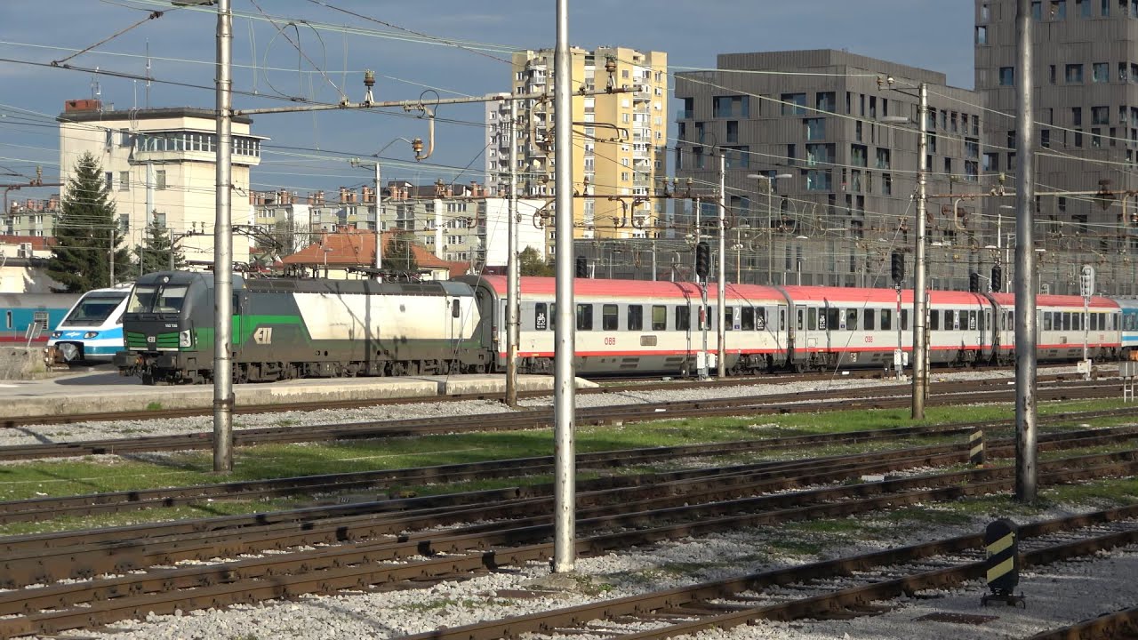 2022/11/12 Slovenian Railways: EuroCity 193-730 & 342-023 at Ljubljana