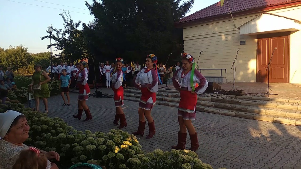 танець 