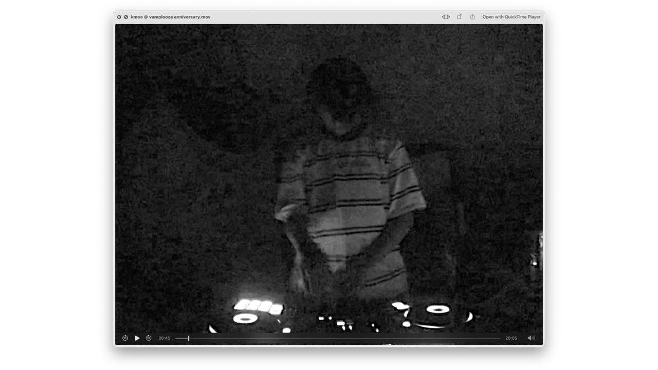 kmoe @ vampalooza anniversary