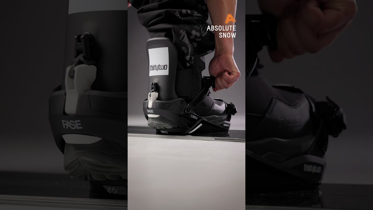 ASMR: The satisfying click of FASE bindings. #asmr #snowboarding