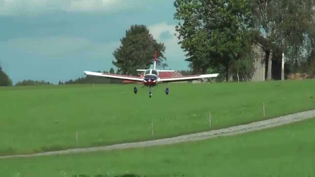 F-Schlepp Swiss Trainer Wilga und ein paar Segler beim Saisonabschluss